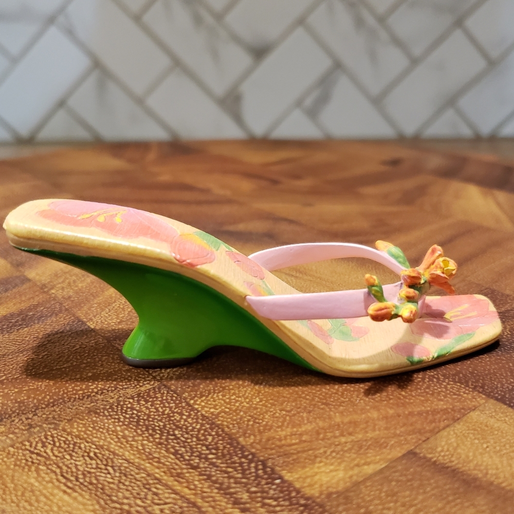 Just the Right Shoe,  Endless Summer, 25196, 2002